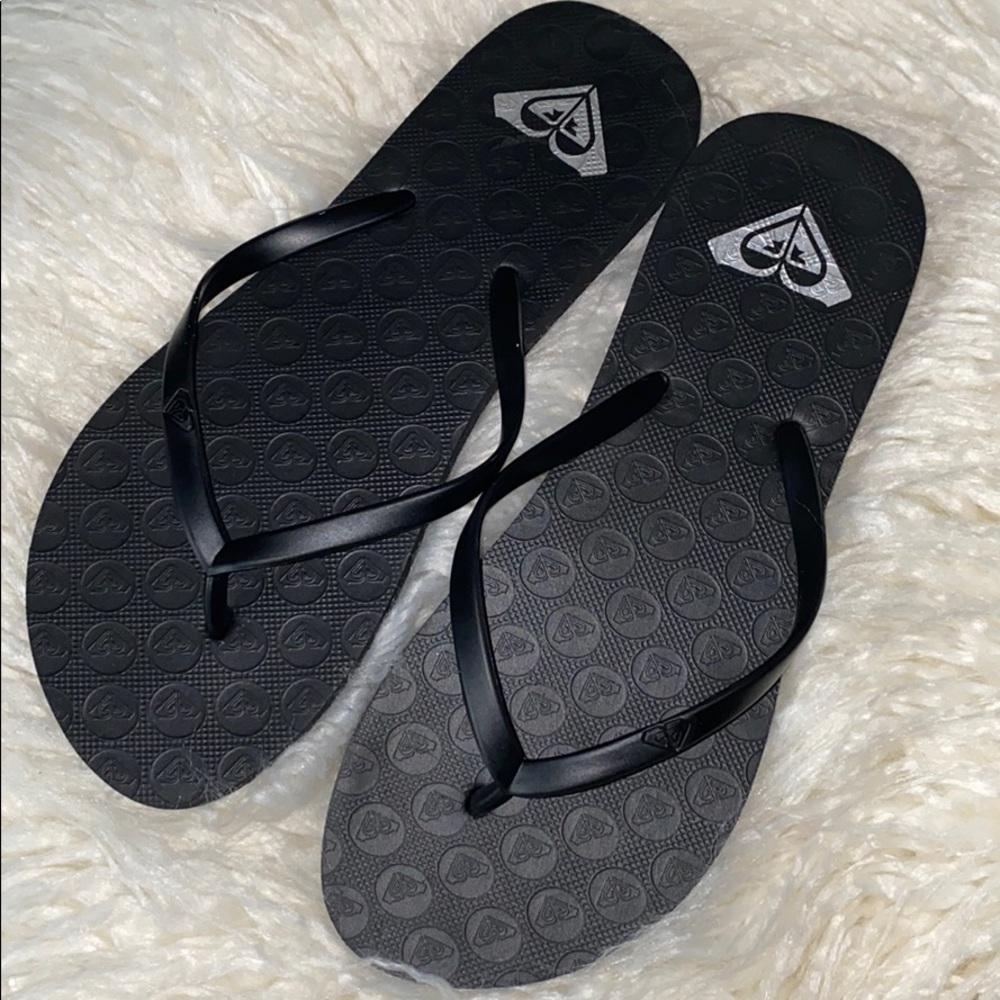 Black Roxy sandals (W7)